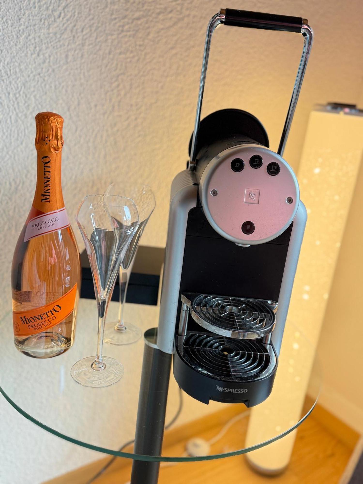 Eva'S Seeblick Krattigen Rum bild
